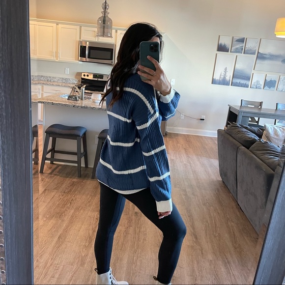 Sail Away Oversized Knit Sweater - Picture 7 of 8